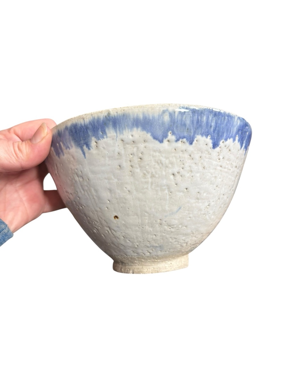 Handcrafted White Shino Glaze Blue Ceramic Tea Bowl Chawan - Picture 3 of 8